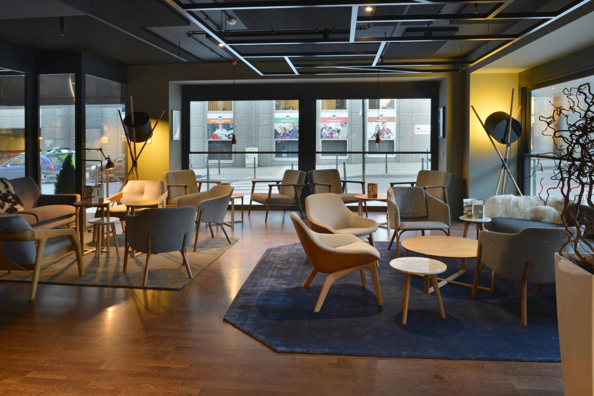 Отель Courtyard By Marriott Brussels Eu Экстерьер фото