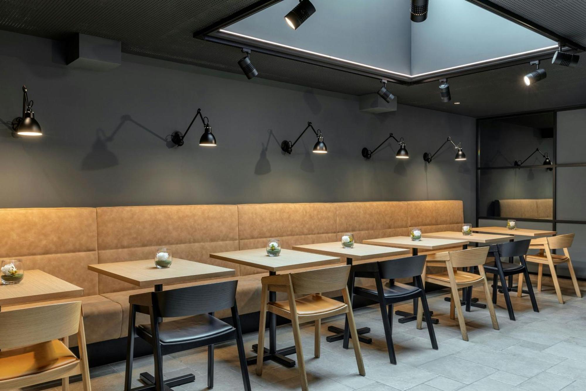 Отель Courtyard By Marriott Brussels Eu Экстерьер фото
