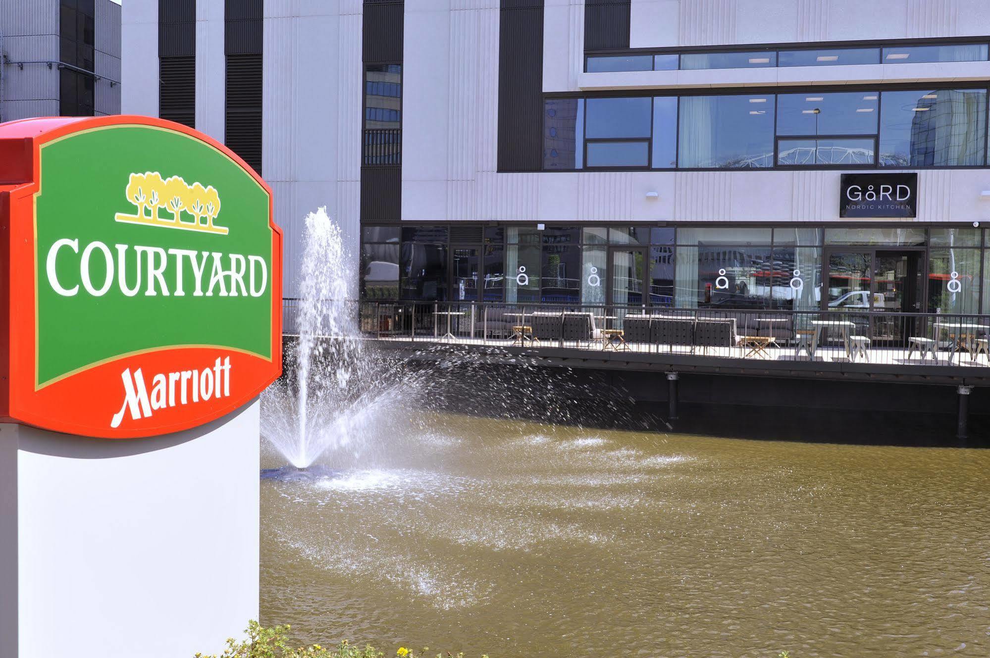 Отель Courtyard By Marriott Brussels Eu Экстерьер фото